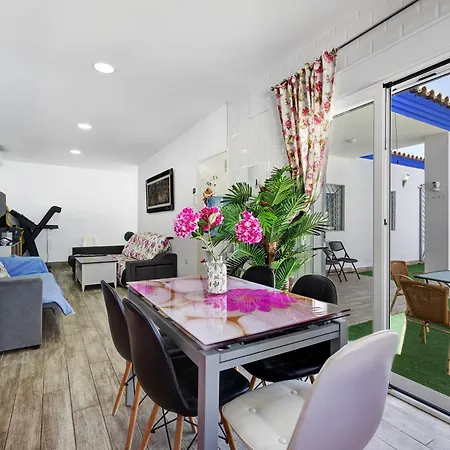 Holiday home Leonor *
